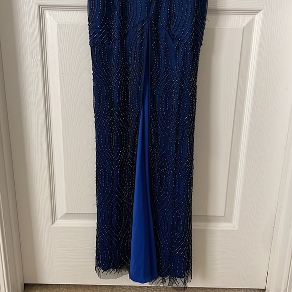 Beautiful formal beaded dress. Navy blue with a split on the front of the dress. - Picture 3 of 11